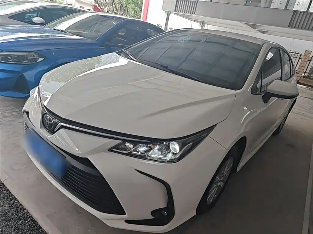 Toyota Corolla 2021 1.2T S-CVT Pioneer Edition фото 2