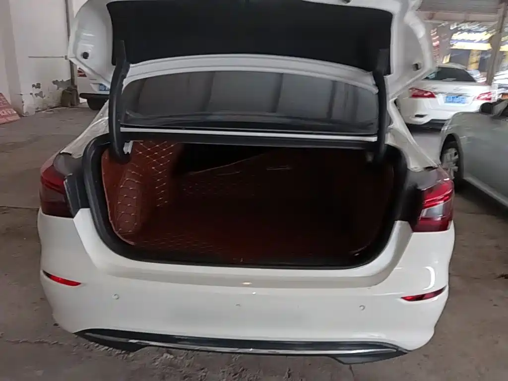 Changan Eado 2019 2018 High Energy Edition 1.6L GDI Auto Leading Edge Type China V