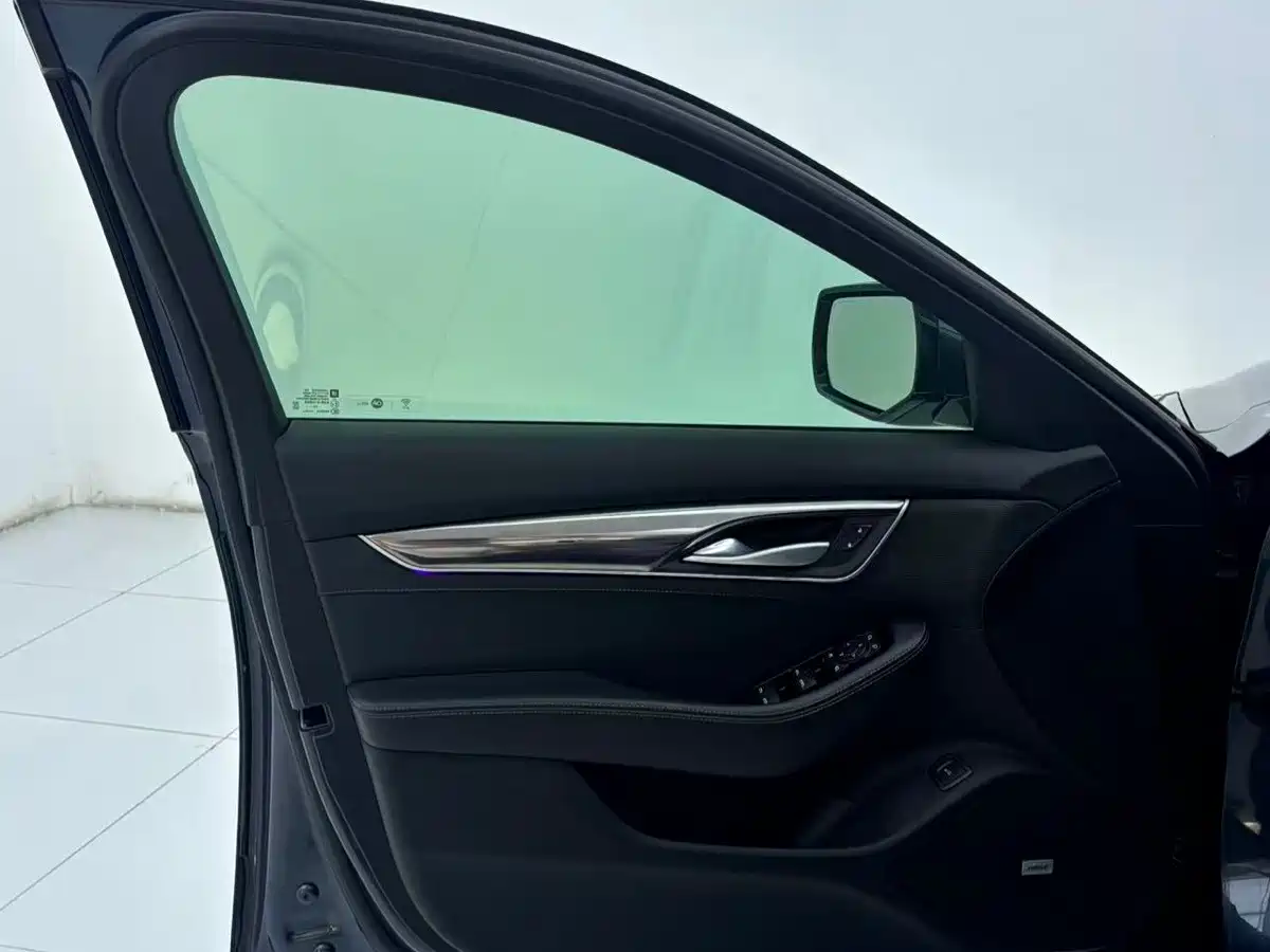 Photo 15 - Cadillac CT5