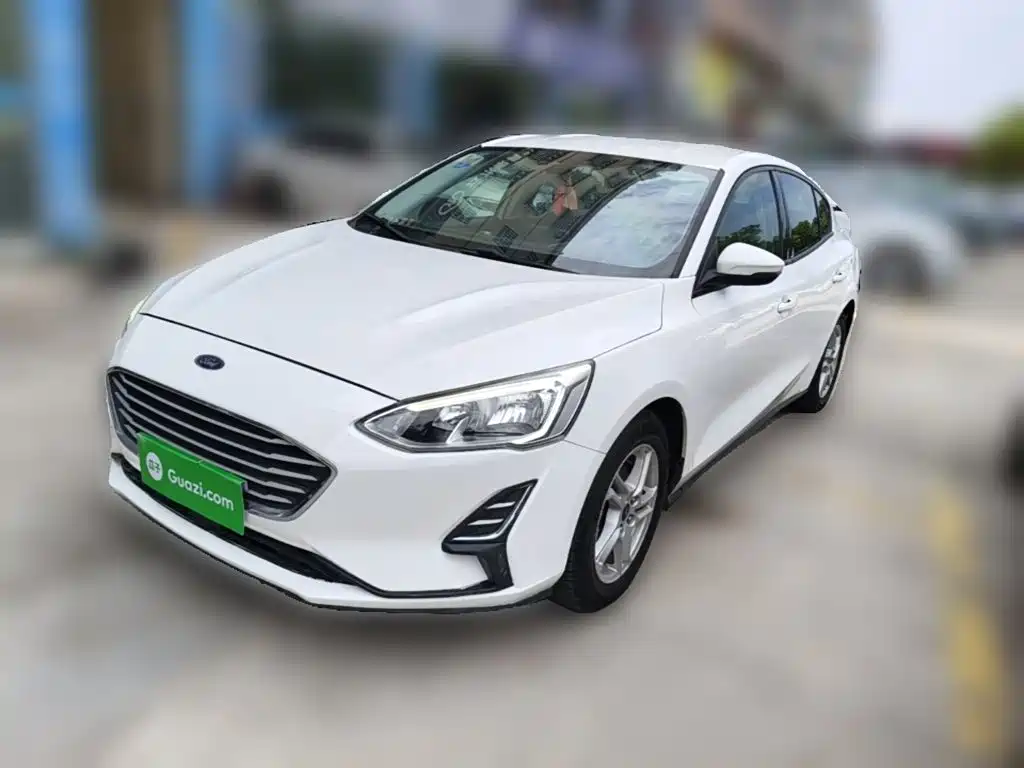 Фото 1 - Ford Focus