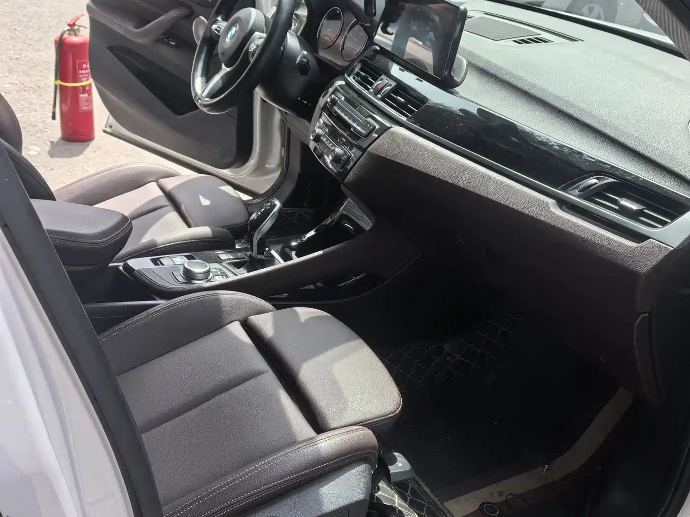 BMW X1 2022 sDrive20Li Premium фото 9