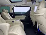 Photo 11 - Toyota Alphard