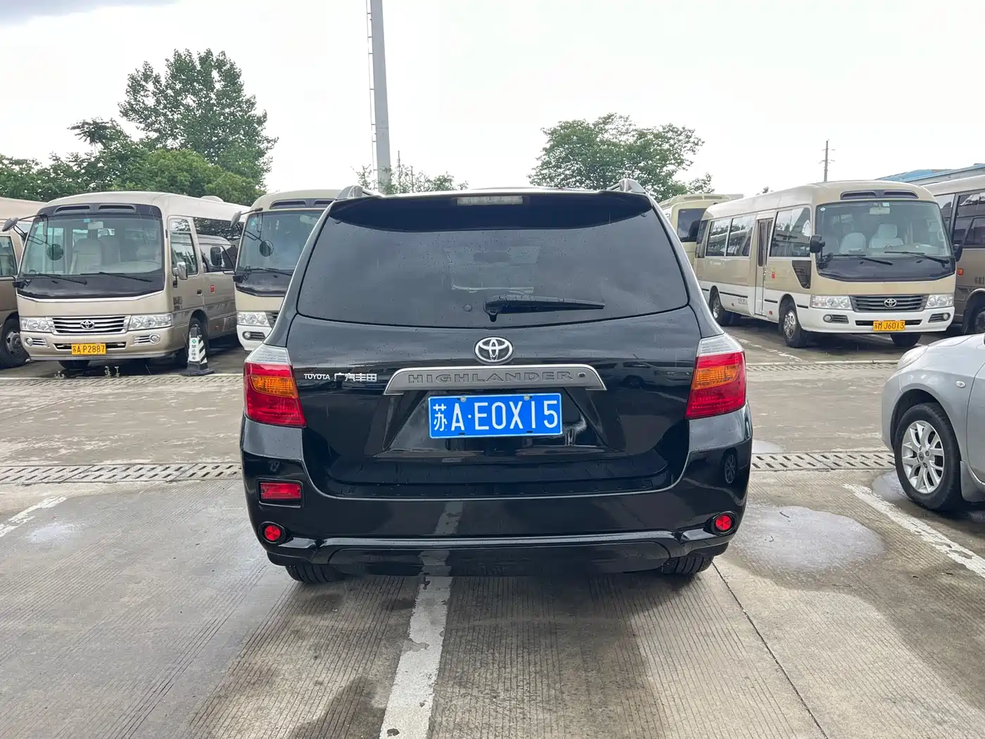 Toyota Highlander 2012 2.7L 2WD 7-Seater Luxury Edition фото 22