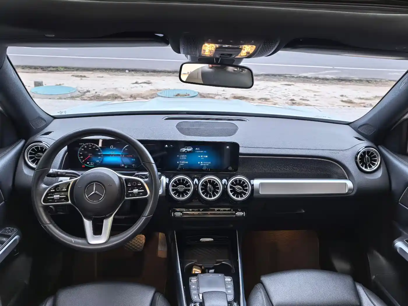 MERCEDES-BENZ EQB
