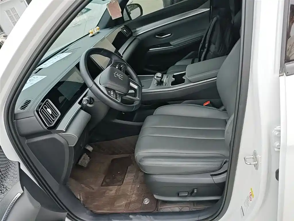 BYD Song Pro New Energy 2025 2nd Generation Smart Drive Edition DM-i 75KM Leading Type фото 15
