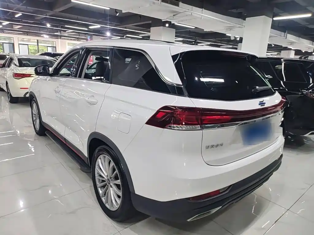 Changan Oshan X7 PLUS 2022 2022 Model Year 1.5T Blue Whale Edition Auto Premium 7-Seater