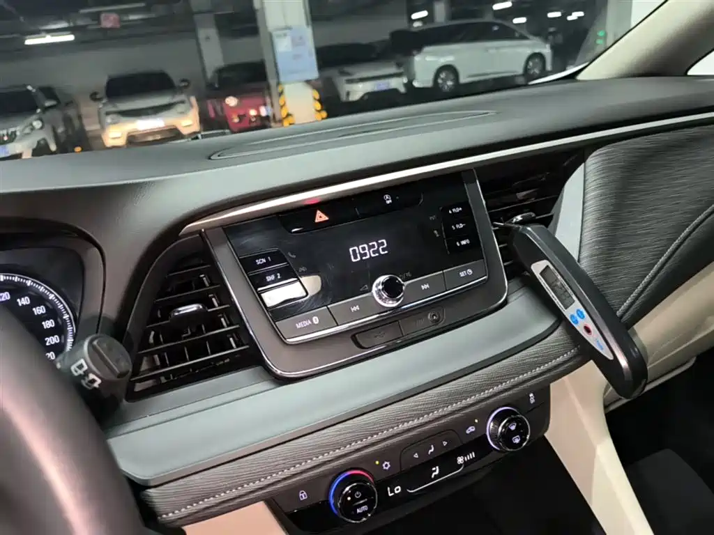 Buick GL6 2019 18T 6-seat Elite China VI фото 13