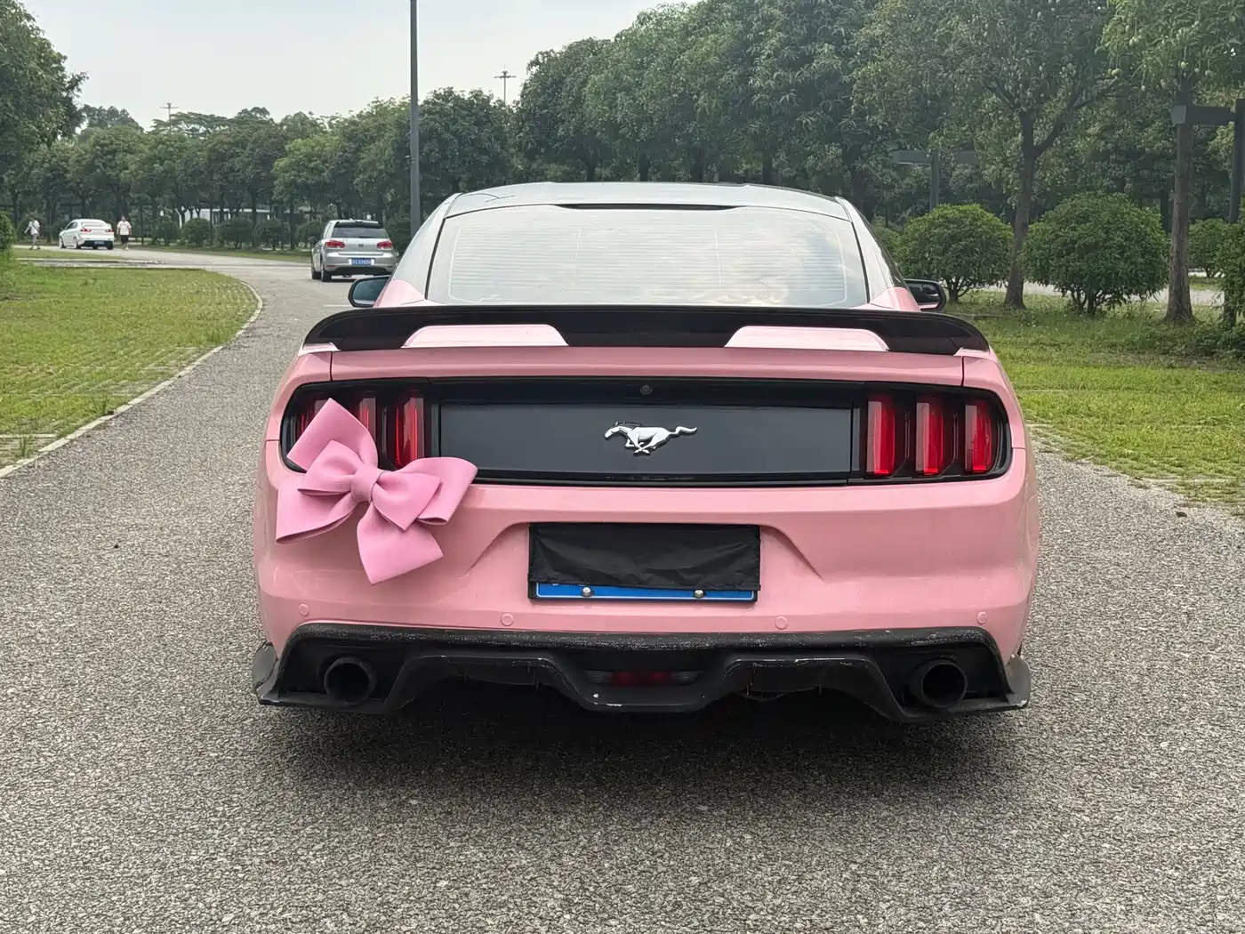 Photo 4 - Ford Mustang