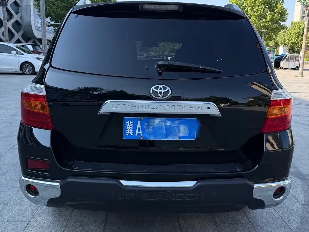 Toyota Highlander 2009 2.7L 2WD 7-Seater Premium фото 4