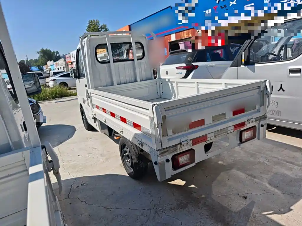 Dali Niumowang Dali Bull King D02 2026 2023 120km Flatbed Comfort