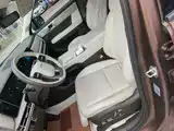 Photo 15 - Hyundai Santa Fe