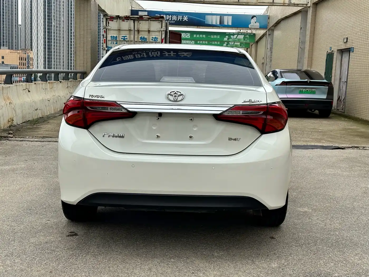 Toyota Levin 2018 185T CVT Premium Edition China V фото 6