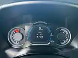 Photo 11 - Hyundai Santa Fe