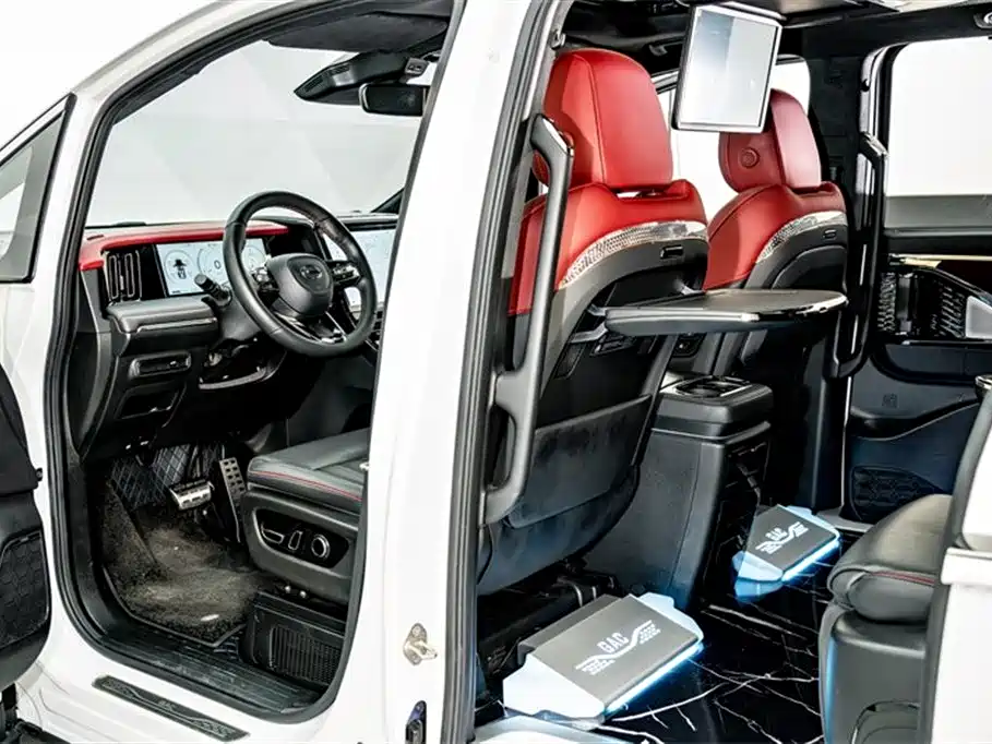 GAC Trumpchi Trumpchi M8 2023 Model Master Series 400T Flagship Edition фото 18