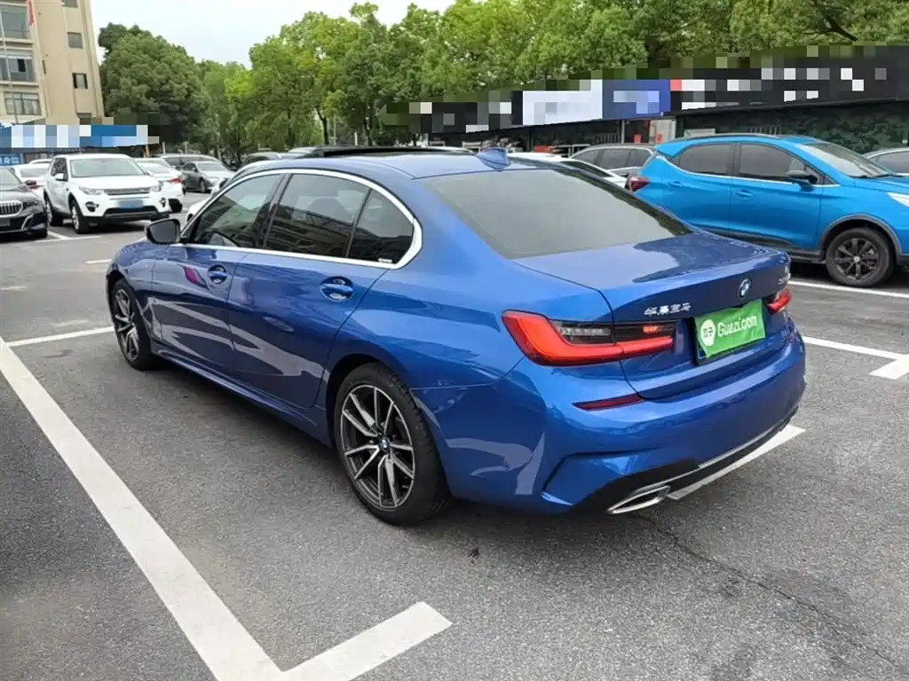 BMW 3-SERIES