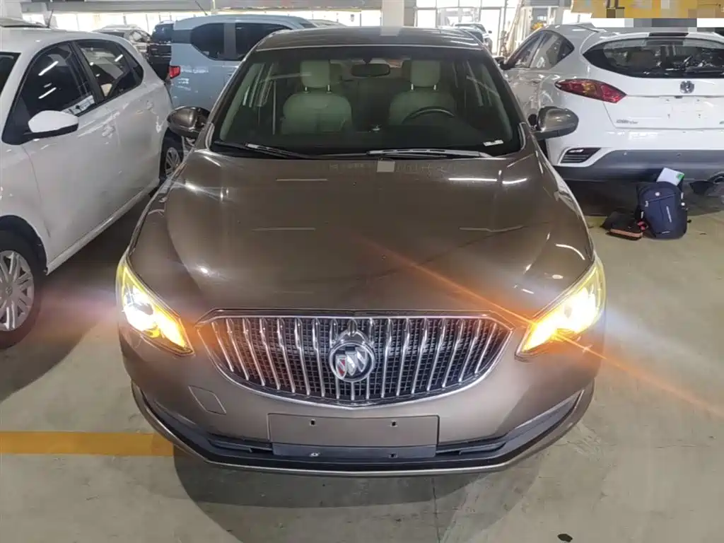 Buick Excelle 2016 15N Automatic Elite фото 3