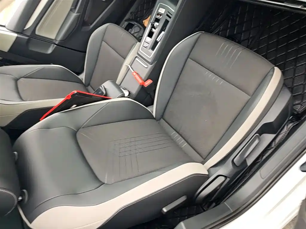 Volkswagen Golf 2021 280TSI DSG Pro фото 25