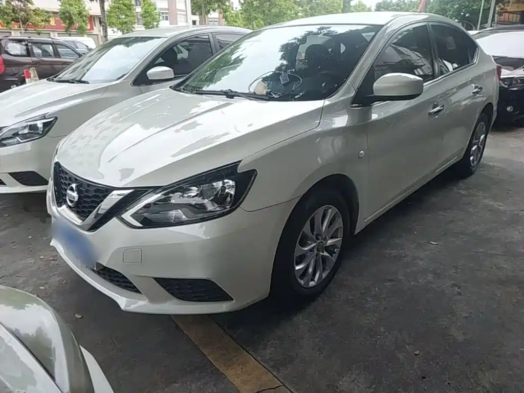 Nissan SYLPHY, миниатюра 2