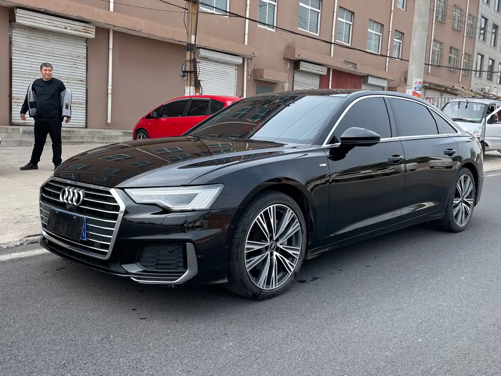 Photo 1 - Audi A6L