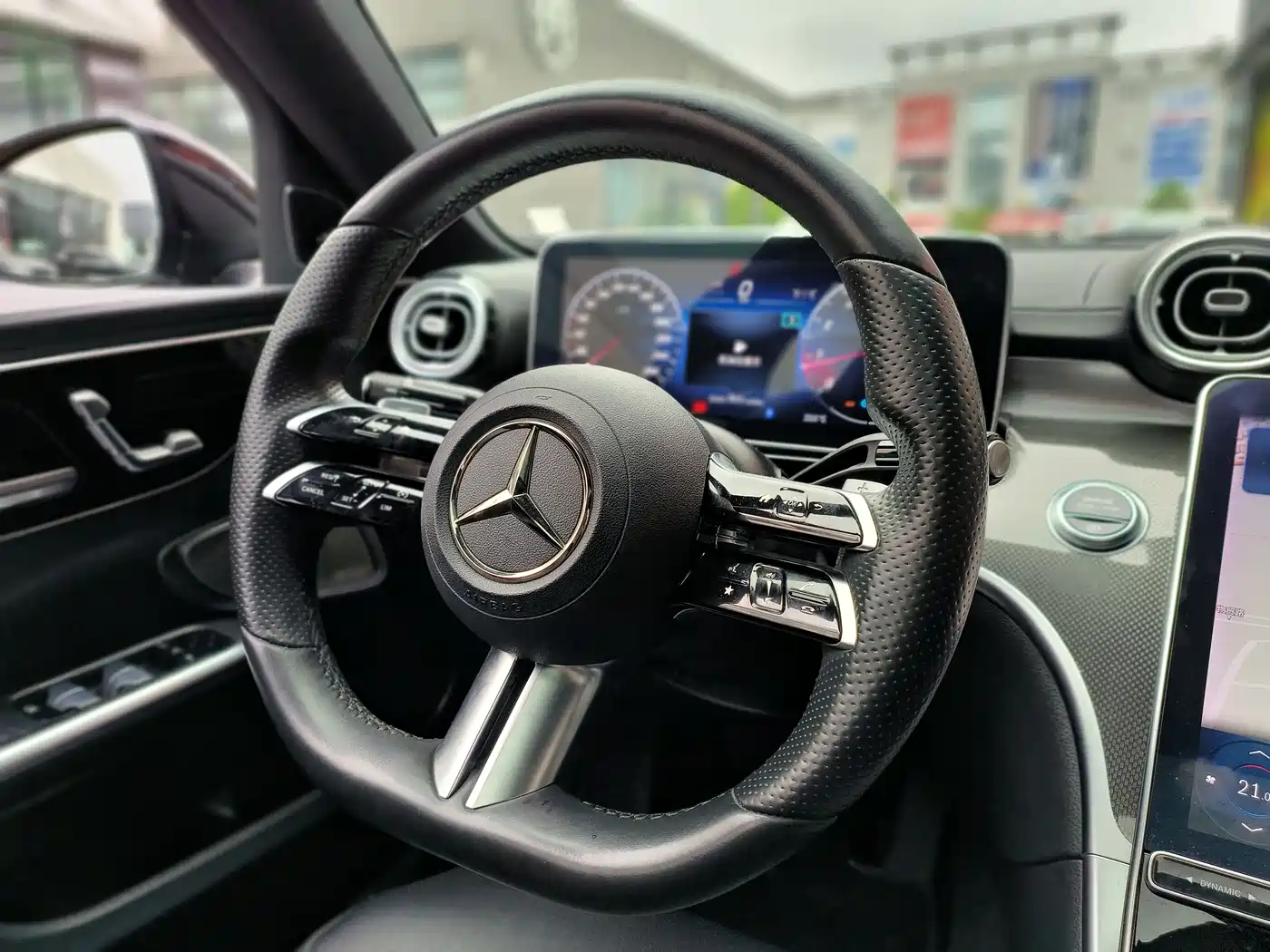 Mercedes-Benz C-Class 2022 Facelift C 260 L Night Edition Sport фото 12