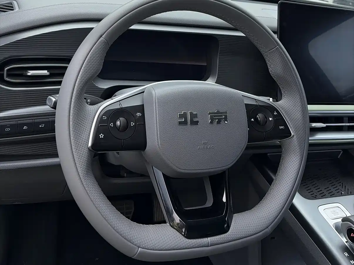 BAIC ORV Beijing Off-Road BJ30 2024 1.5T Magic Core Electric Drive Advanced Edition фото 6