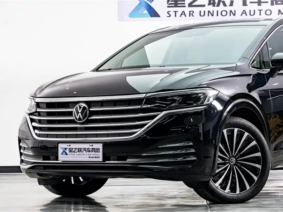 Volkswagen Viloran 2023 380TSI Premium Edition фото 2