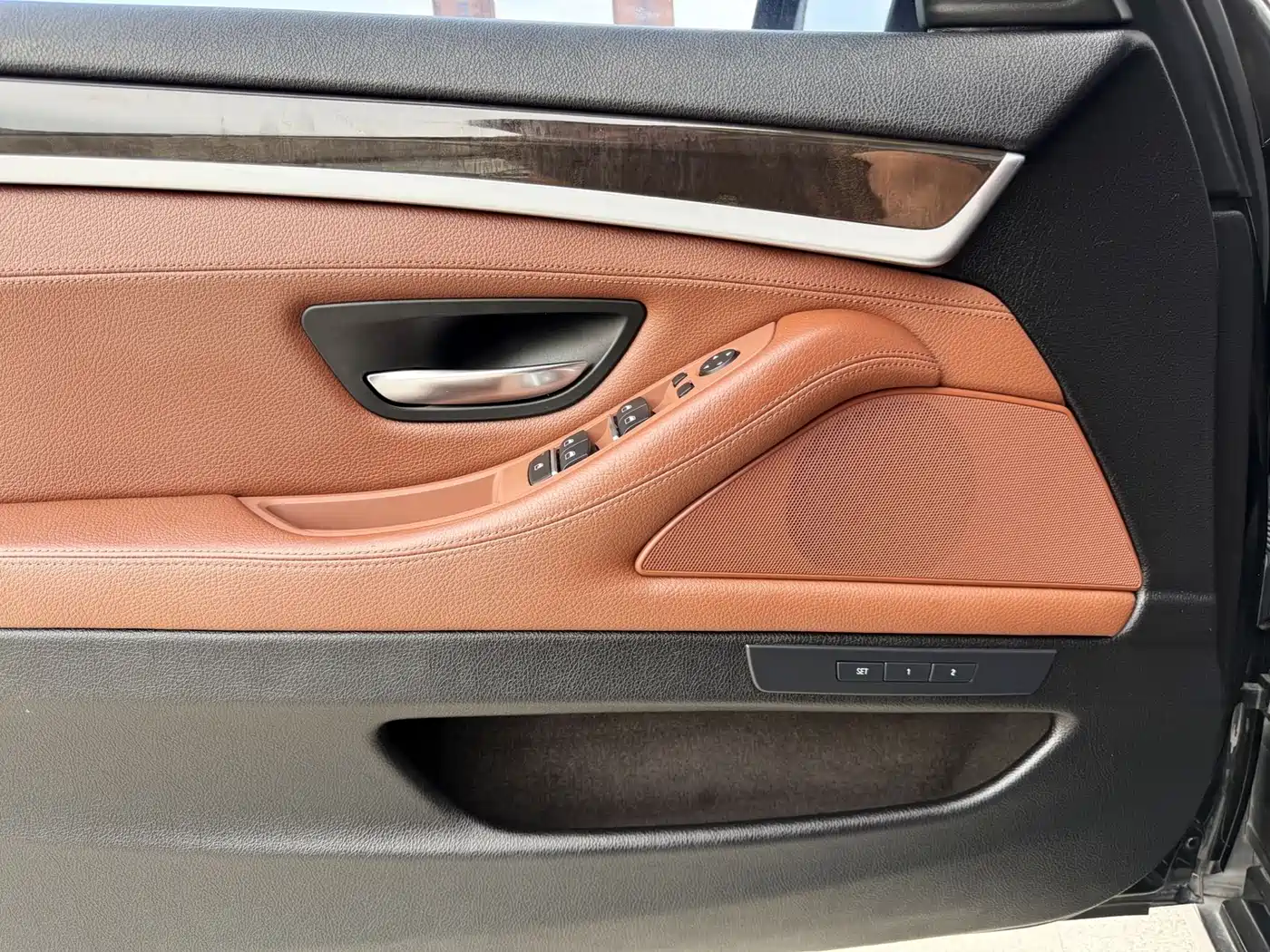 BMW 5 Series 2017 525Li Leading Edition фото 16