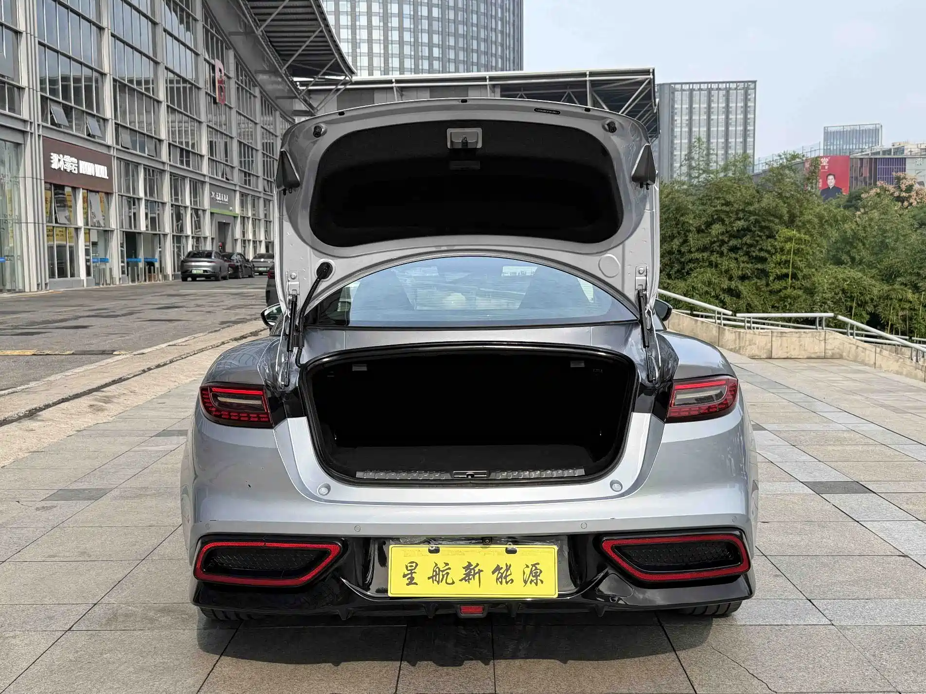 Photo 9 - Nezha Auto Nezha GT