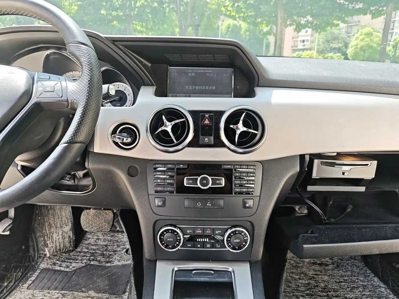 Mercedes-Benz GLK-Class 2013 GLK 300 4MATIC Dynamic фото 16