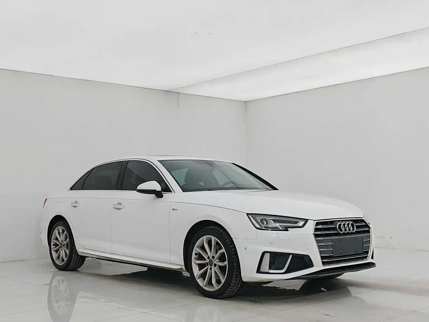 Audi A4L 2019 40 TFSI Fashion (China VI) фото 2