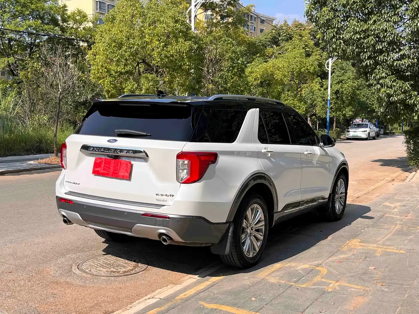 Ford Explorer 2020 2020 EcoBoost 285 AWD Titanium Edition 6-Seater
