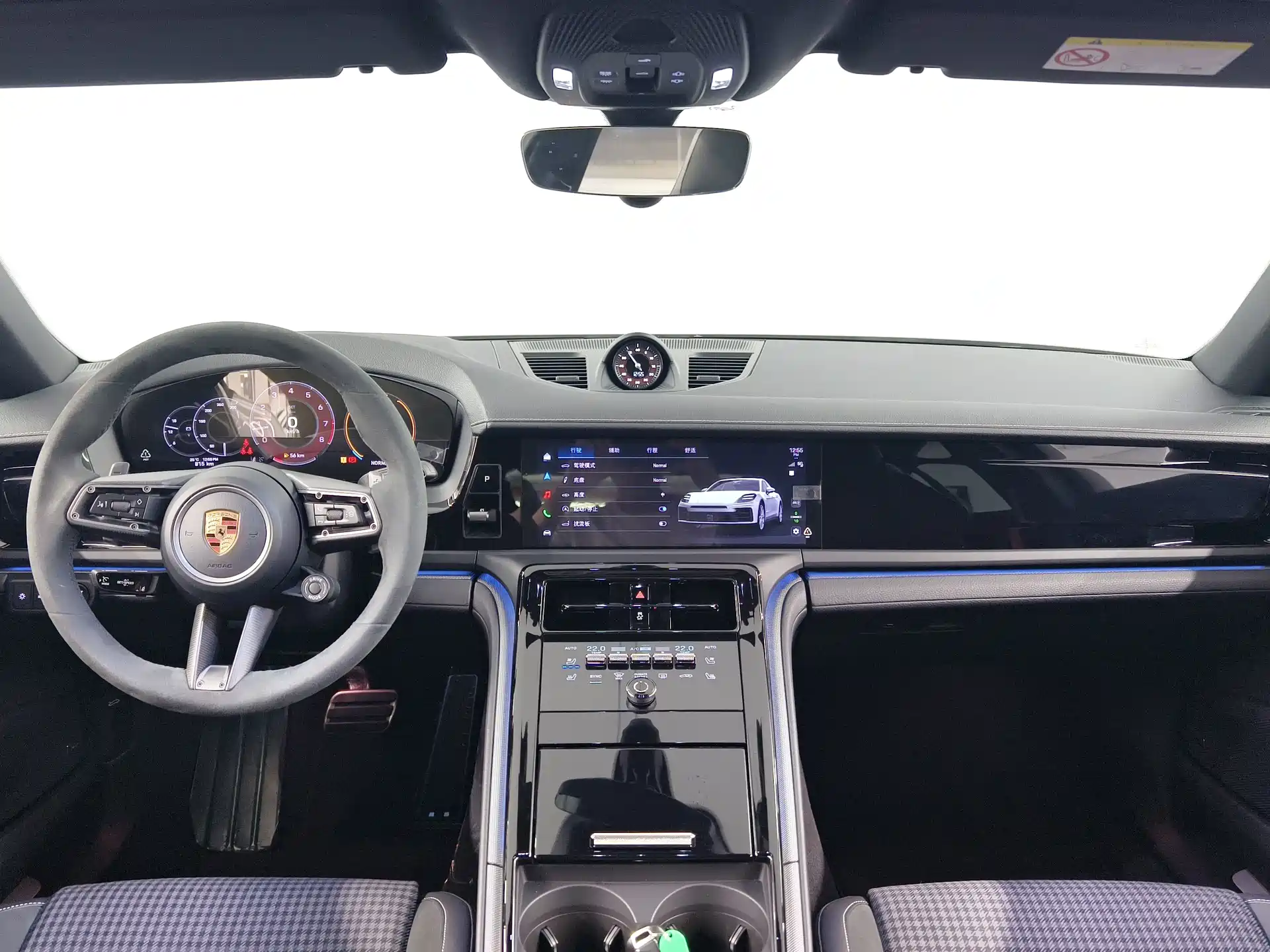 صورة 7 - Porsche Panamera