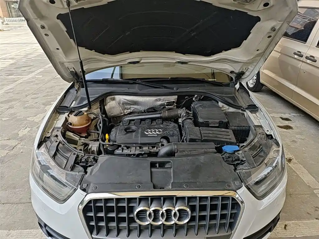 Audi Q3 2015 35 TFSI Millionth Anniversary Intelligent Leader фото 20