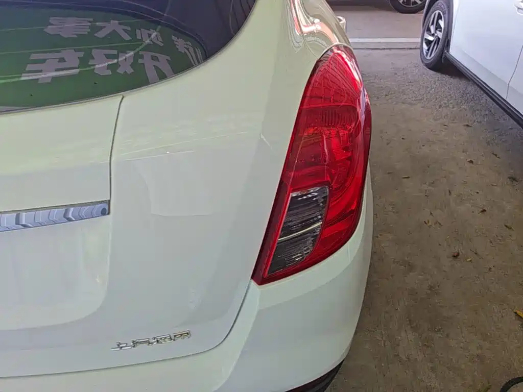 Фото 8 - Buick Encore