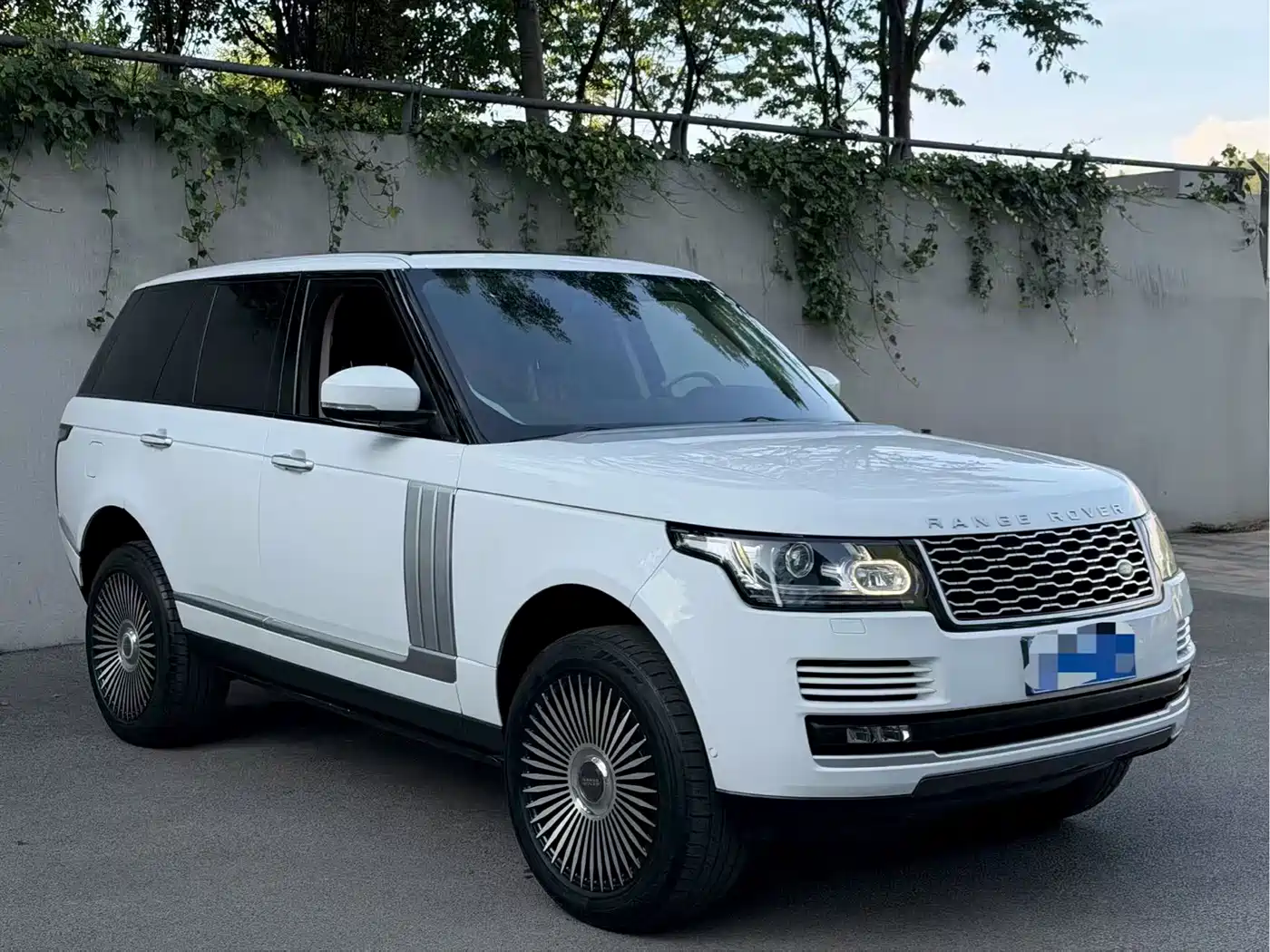 Land Rover Range Rover 2015 3.0 SC V6 Vogue фото 3