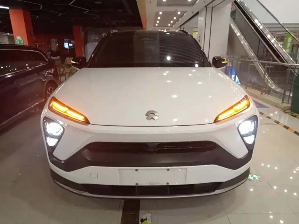 Фото 3 - NIO ES6