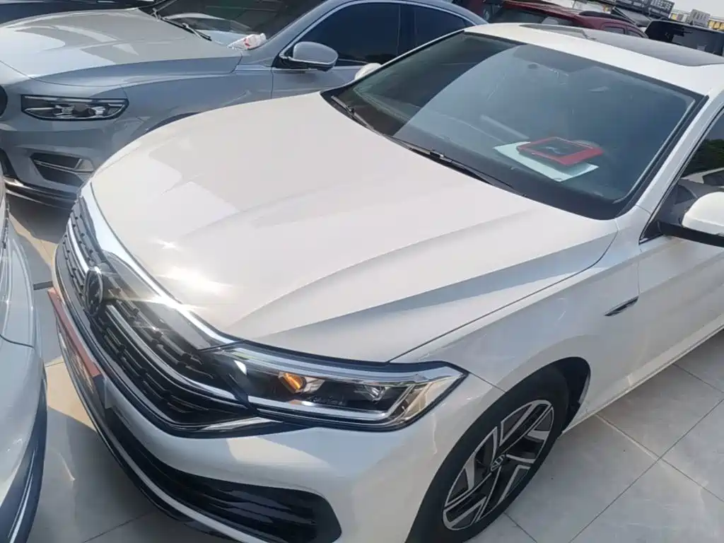 Volkswagen Sagitar, миниатюра 3