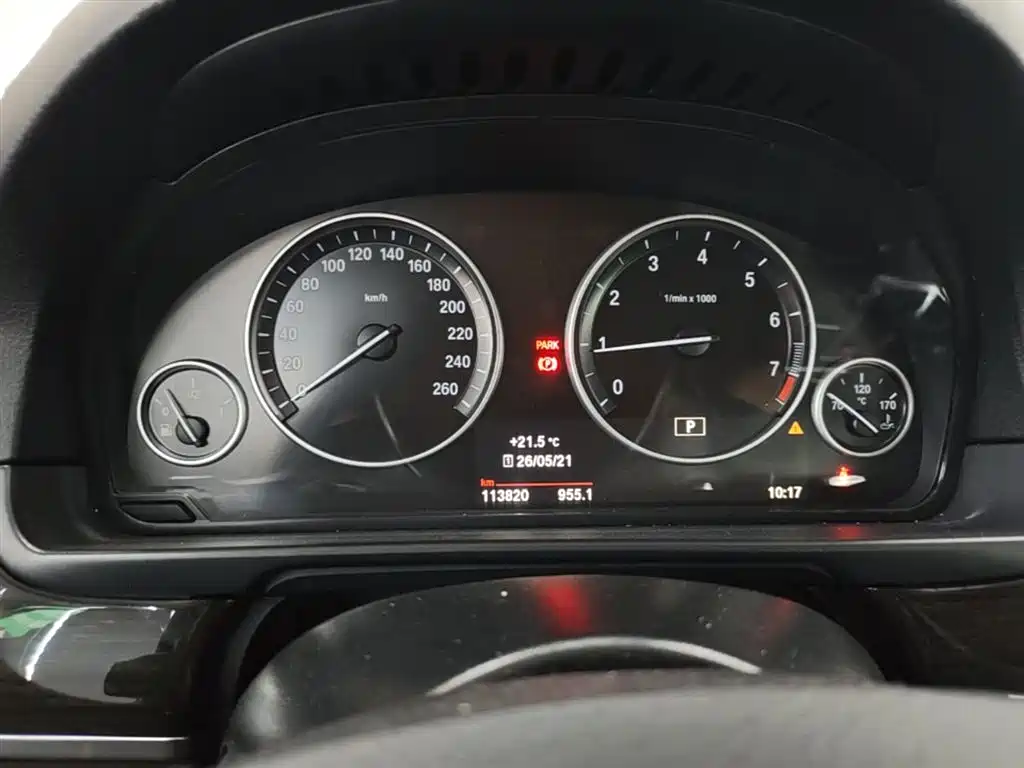 BMW 5 Series 2014 525Li Luxury Design Package фото 12