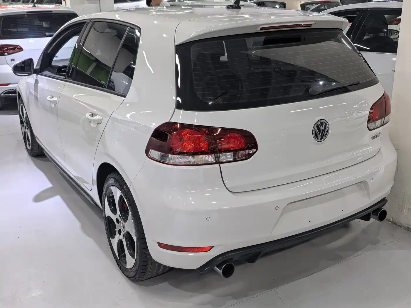 Volkswagen Golf GTI 2012 2.0TSI GTI фото 8