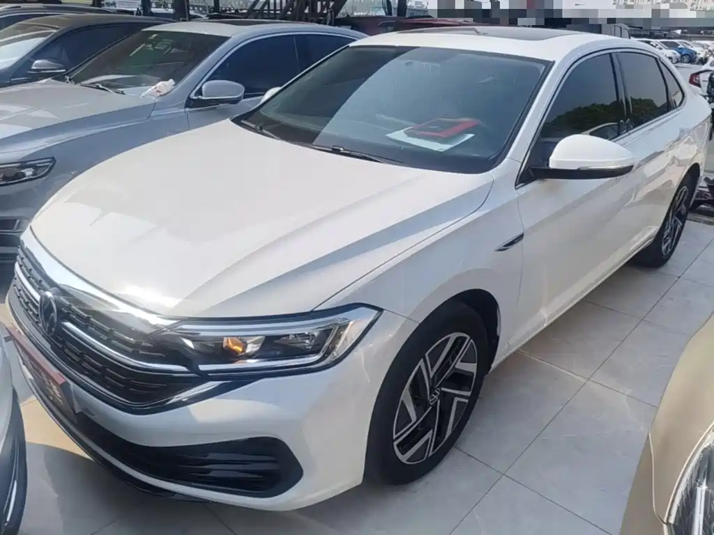 Volkswagen Sagitar