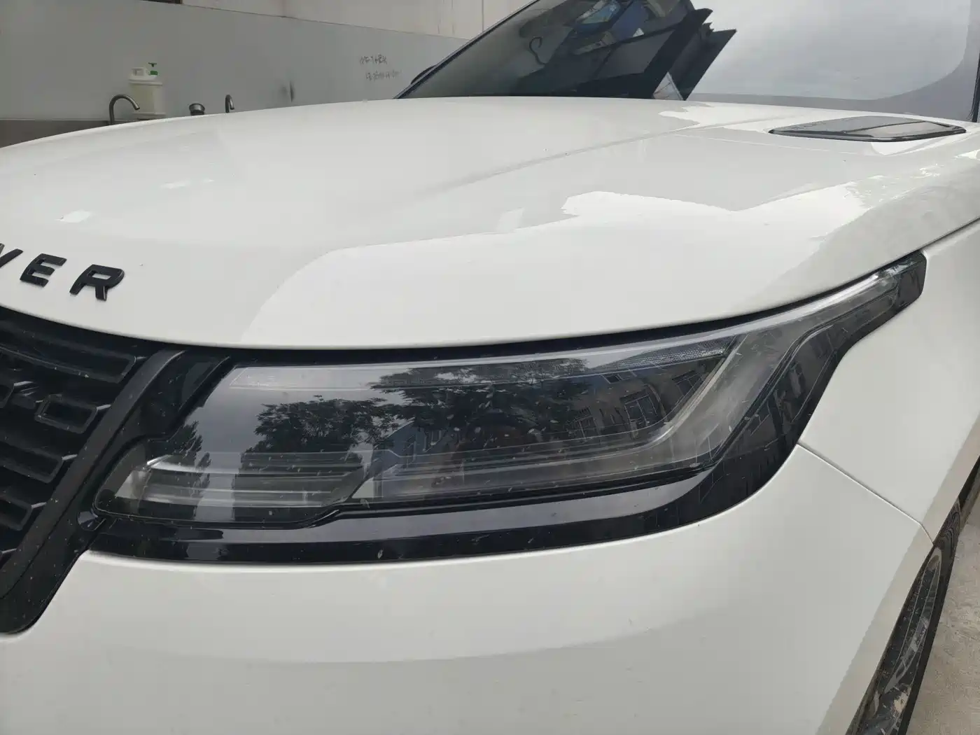 Land Rover Range Rover Velar 2024 Dynamic HSE фото 5