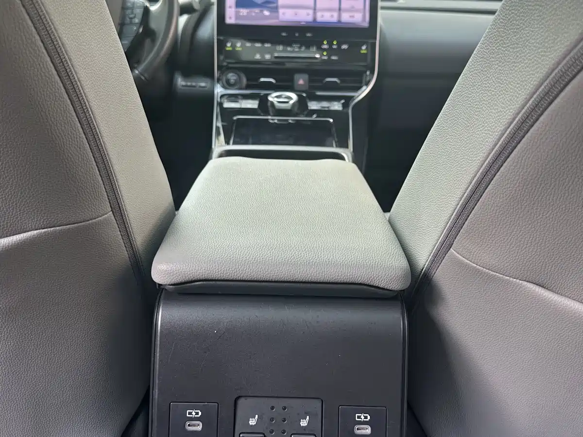 Toyota FAW Toyota bZ4X 2022 AWD High Performance Premium Edition фото 8
