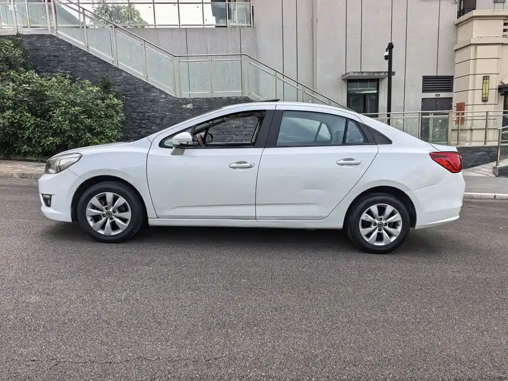 Dongfeng Aeolus L60 2018 2015 1.8L Automatic New Enjoyment Type