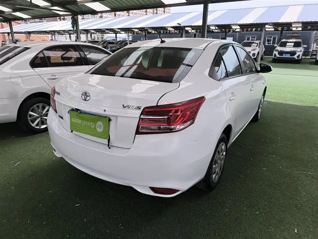 Toyota Vios 2017 1.5L CVT Pioneer фото 7
