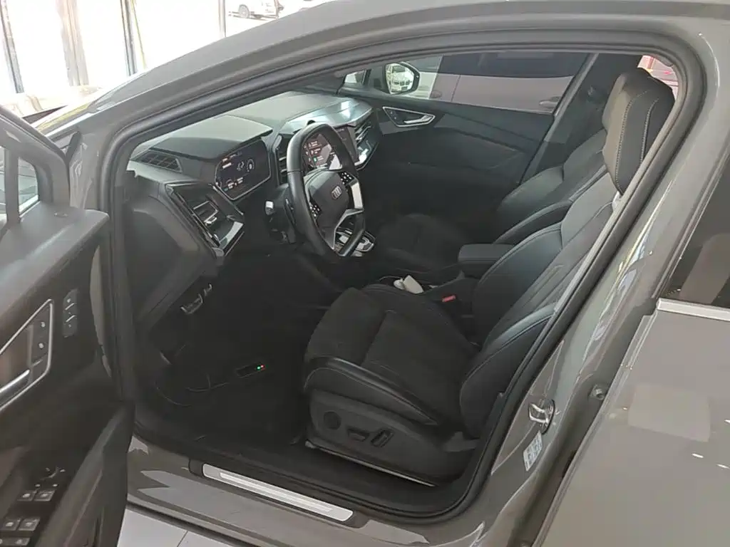 Audi Q4 e-tron 2023 2023 40 e-tron Innovation Edition
