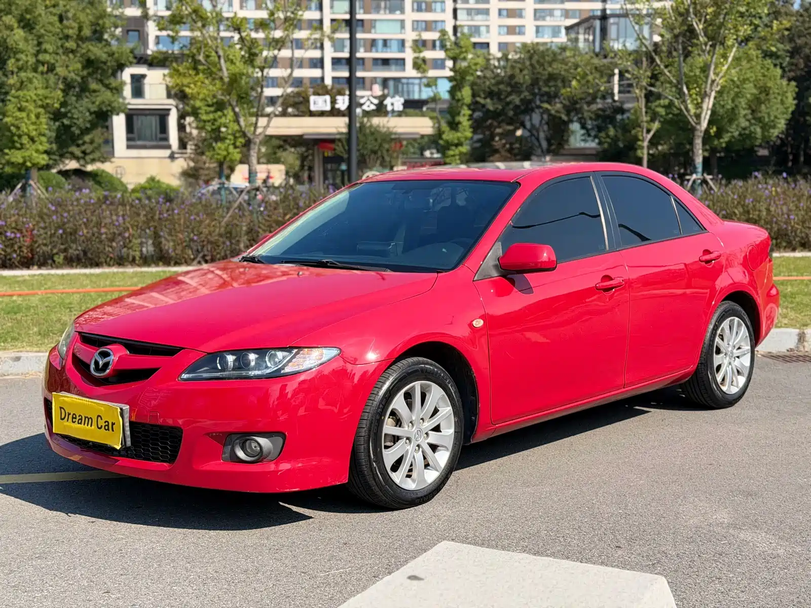 Фото 1 - Mazda 6