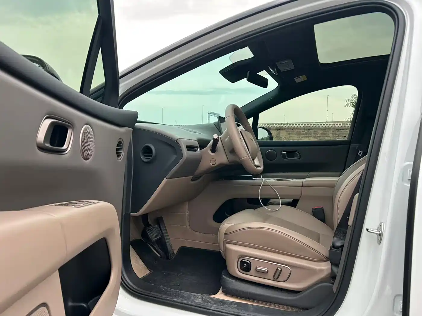 Li Auto i6 2025 2WD Base Model фото 7