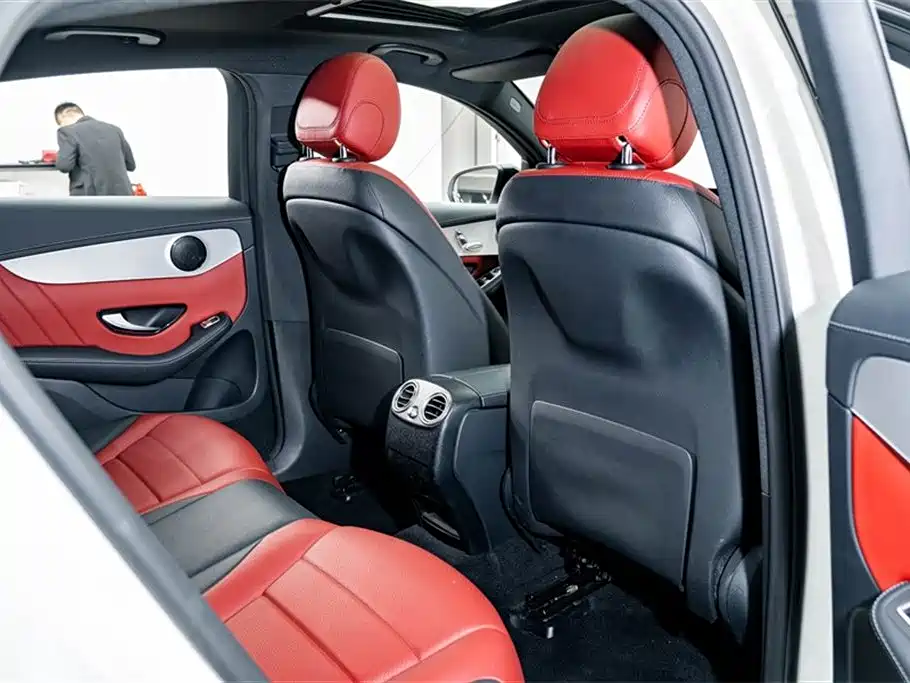 Mercedes-Benz GLC Coupe 2019 GLC 200 4MATIC Coupe SUV фото 21