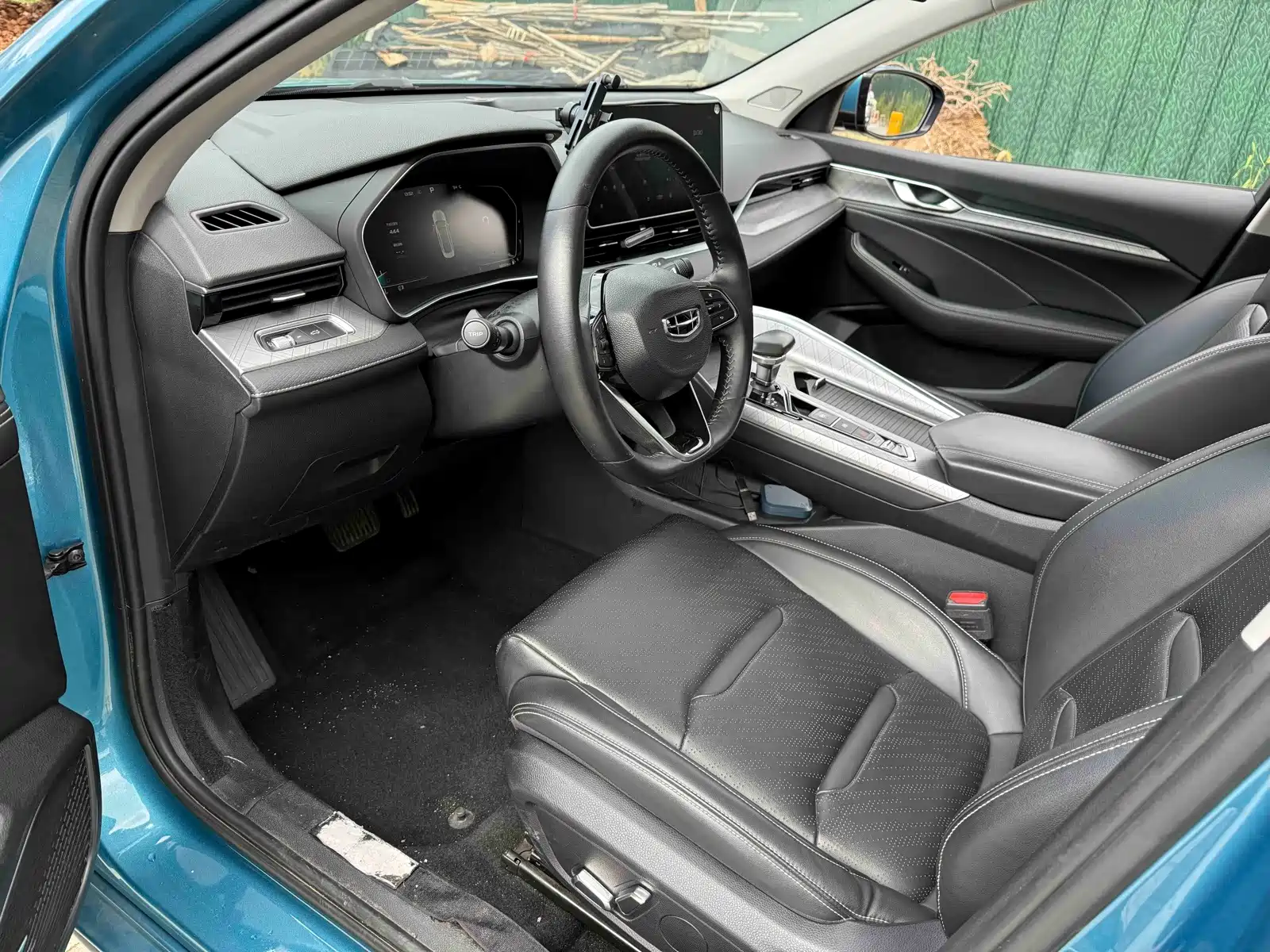 Фото 4 - Geely Preface