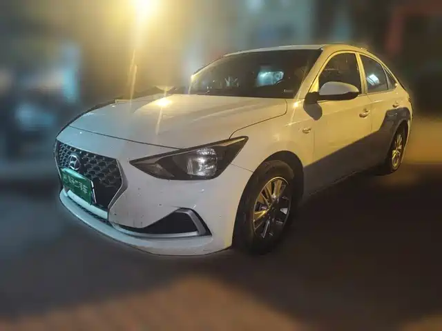 Hyundai Elantra 1.6L, автомат, GL Pleasing Eyes